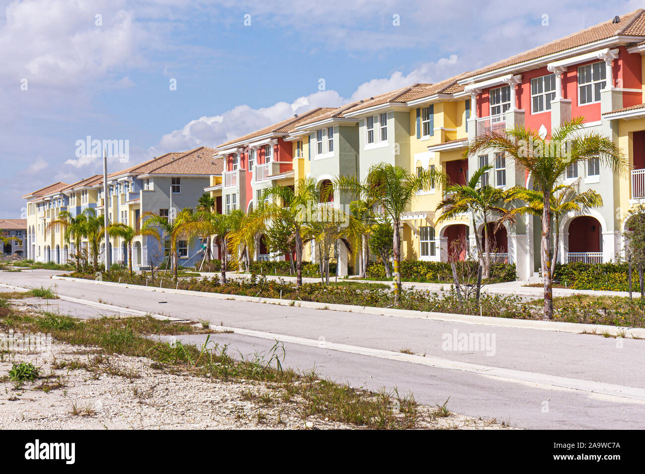 Miami Florida, West Miami, Wohnanlage, unter Neubau Baumeister, Stadthäuser, leer, blockiert, Wohnblase, FL100123138 Stockfoto