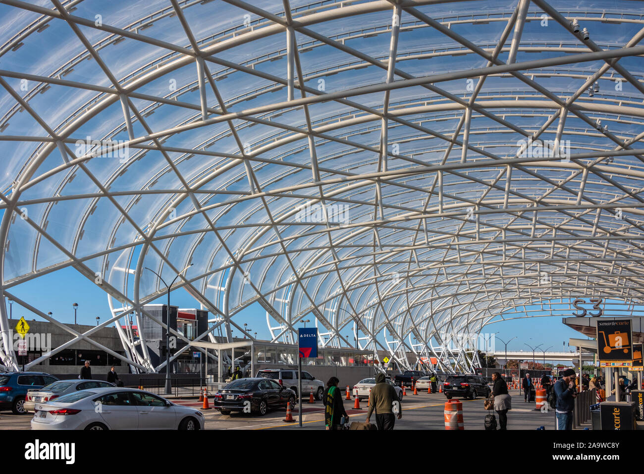 Am frühen Morgen Aktivität in Atlanta International Airport Domestic Terminal Süd in Atlanta, Georgia. (USA) Stockfoto