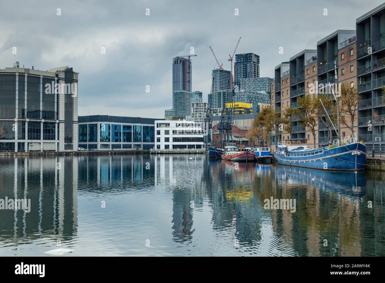 Herbst am Nachmittag auf der Isle of Dogs in London, England. Stockfoto