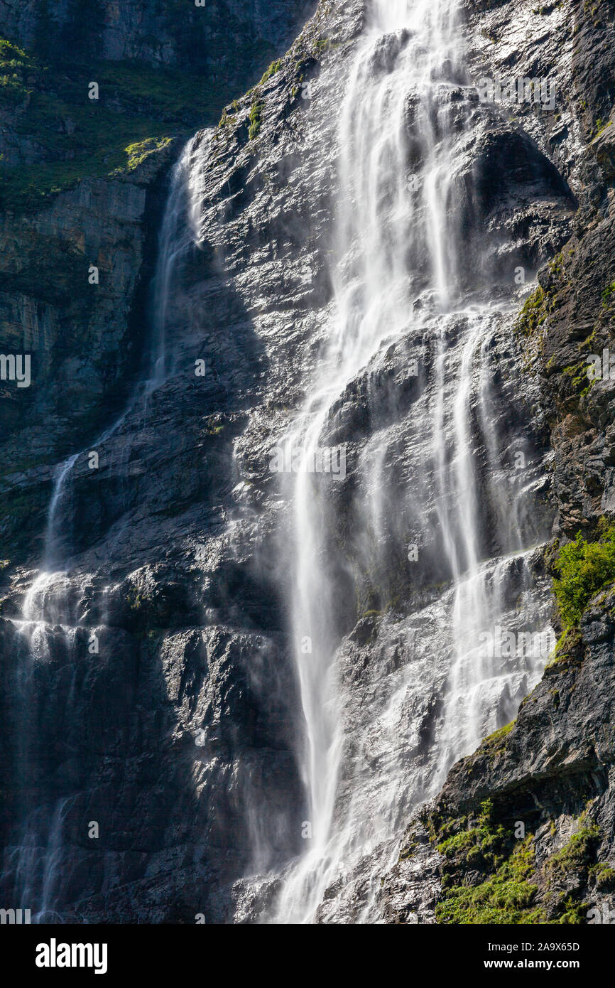 Mürrenbachfall, Lauterbrunnen, Schweiz Stockfoto