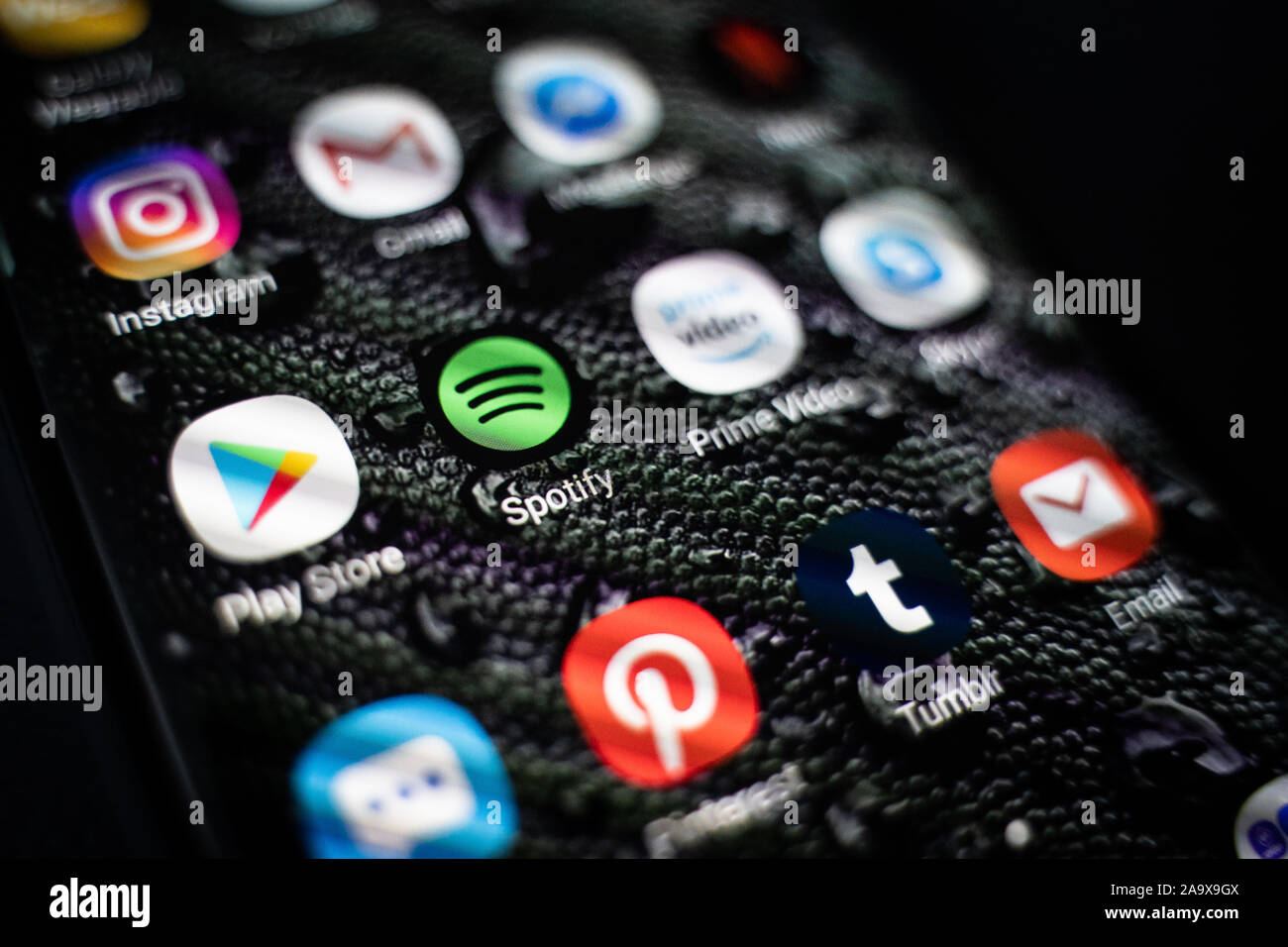 Spotify die Amerikanischen, Schwedischen, Musik Audio Streaming Plattform, die DRM-geschützte Musik und Podcasts von Plattenfirmen und Medien Stockfoto