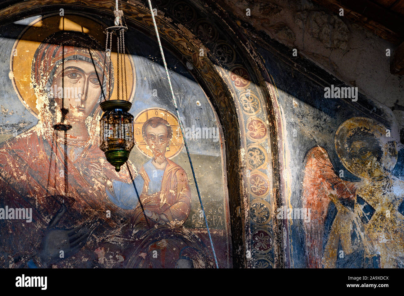 17 cen, Wandmalerei der Jungfrau und Kind an der Außenwand der Kirche Der Post-Byzantine Τσιατσιαπά Theotokou'', die Übernahme der Vir Stockfoto