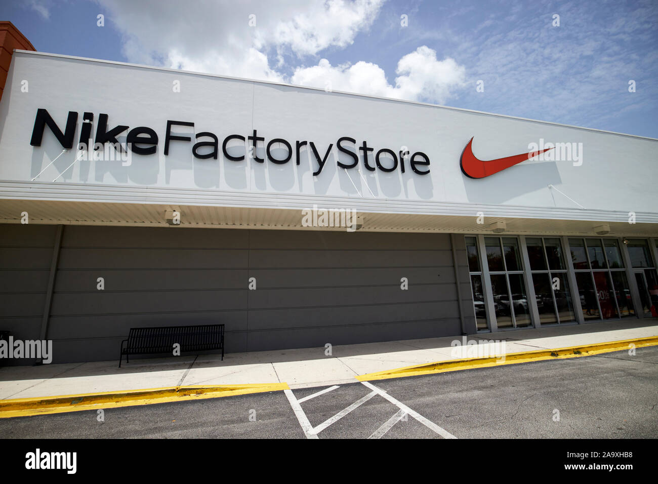 Nike factory store Outlet kissimmee Florida USA Stockfotografie - Alamy