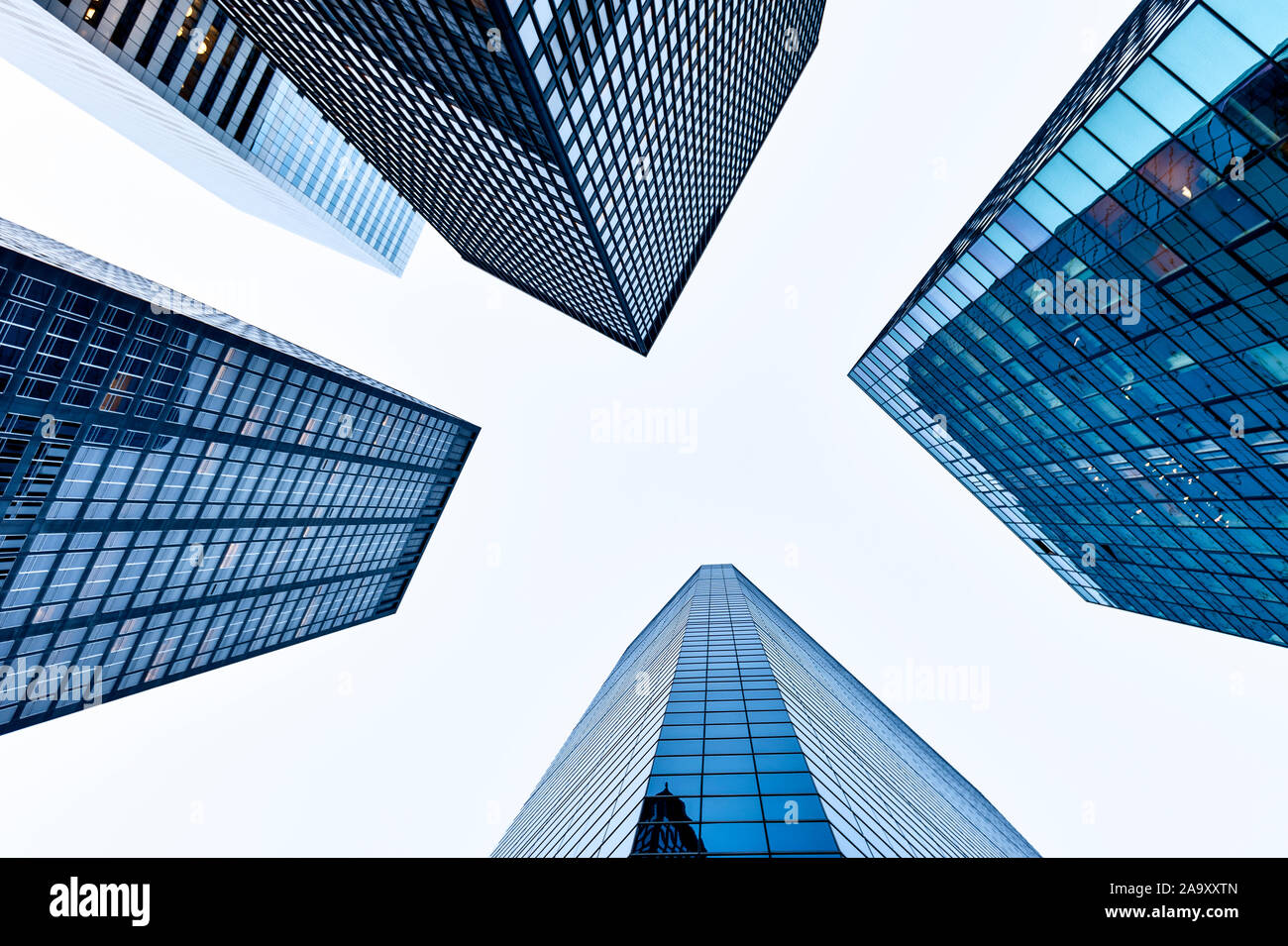Suche in Gebäude in New York City Financial District Wolkenkratzer Stockfoto