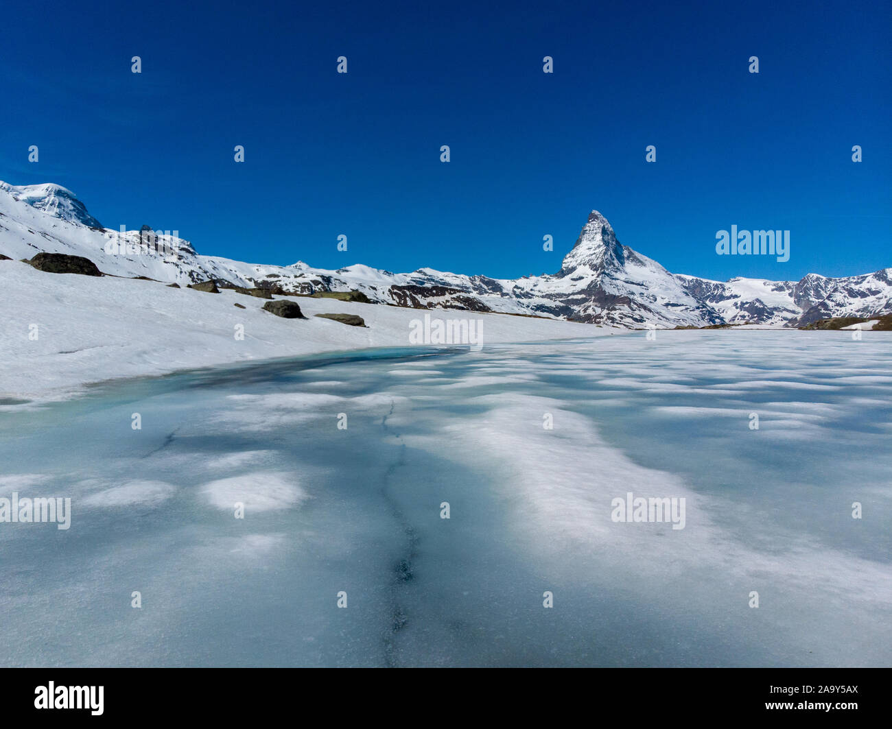 Osten und Norden Gesichter des Matterhorns in Zermatt, Schweiz im Winter. Stockfoto