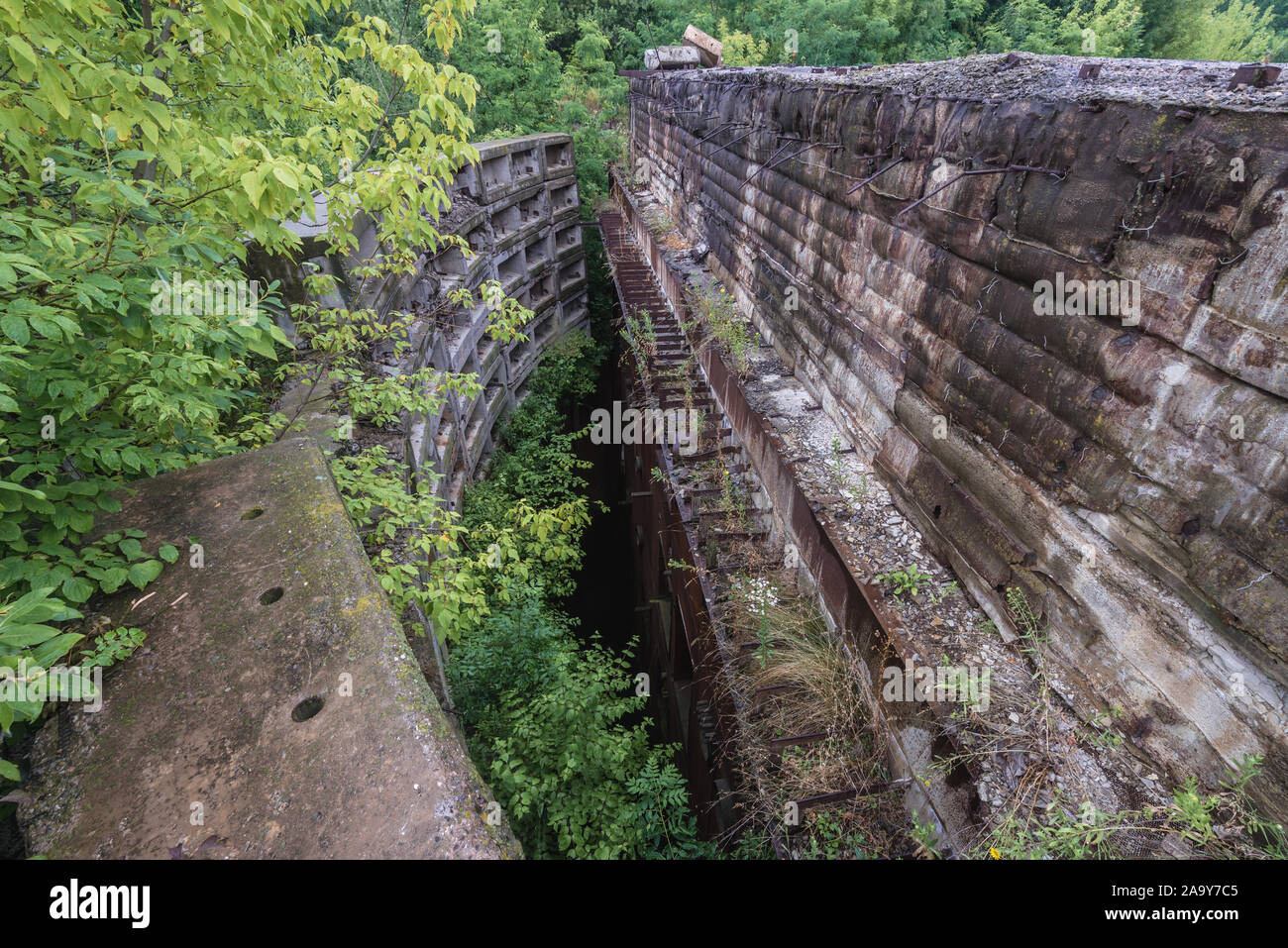 Objekt 1180 - Sowjetische aufgegeben Reserve Command post Bunker des Warschauer Paktes aus der Zeit des Kalten Krieges in der Nähe von Oliscani Dorf in der Republik Moldau Stockfoto