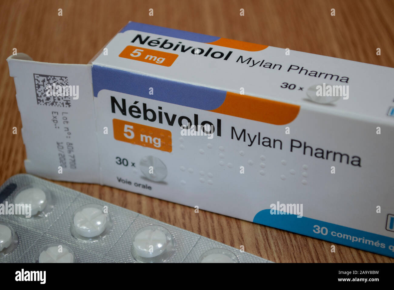 Nebivolol Tabletten, Mylan Frankreich Stockfotografie - Alamy