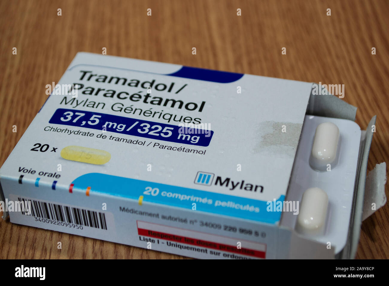 Tramadol Paracetamol Mylan Frankreich Stockfotografie Alamy