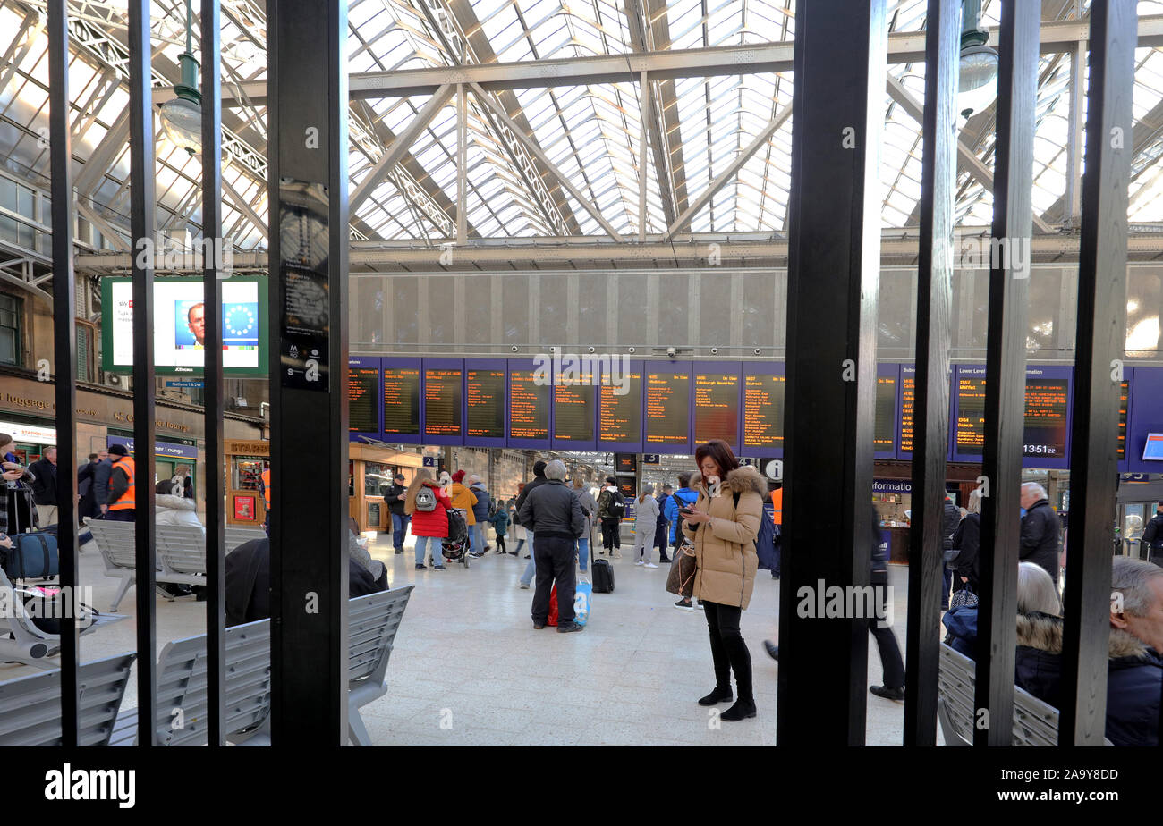 Time table Central Railway Station. Glasgow Stockfoto