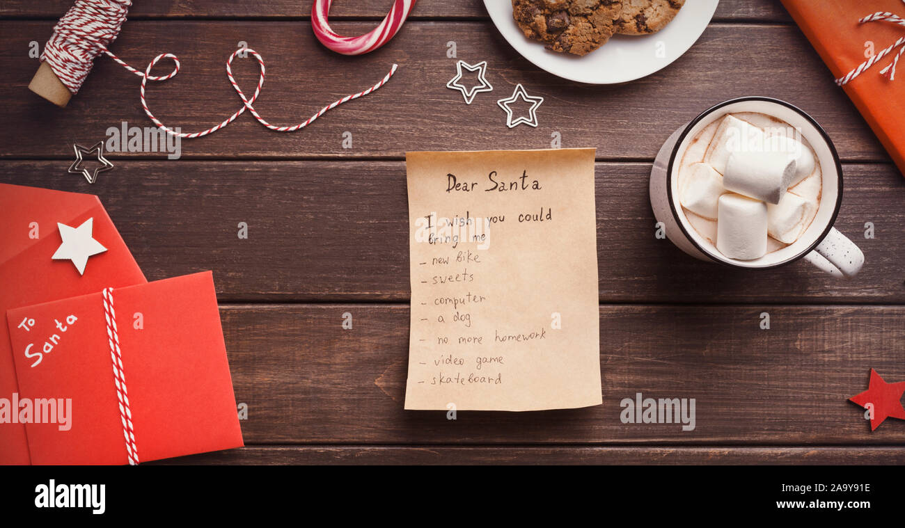 Die Karte von Kind an Weihnachten Geschrieben für Santa Claus Stockfoto