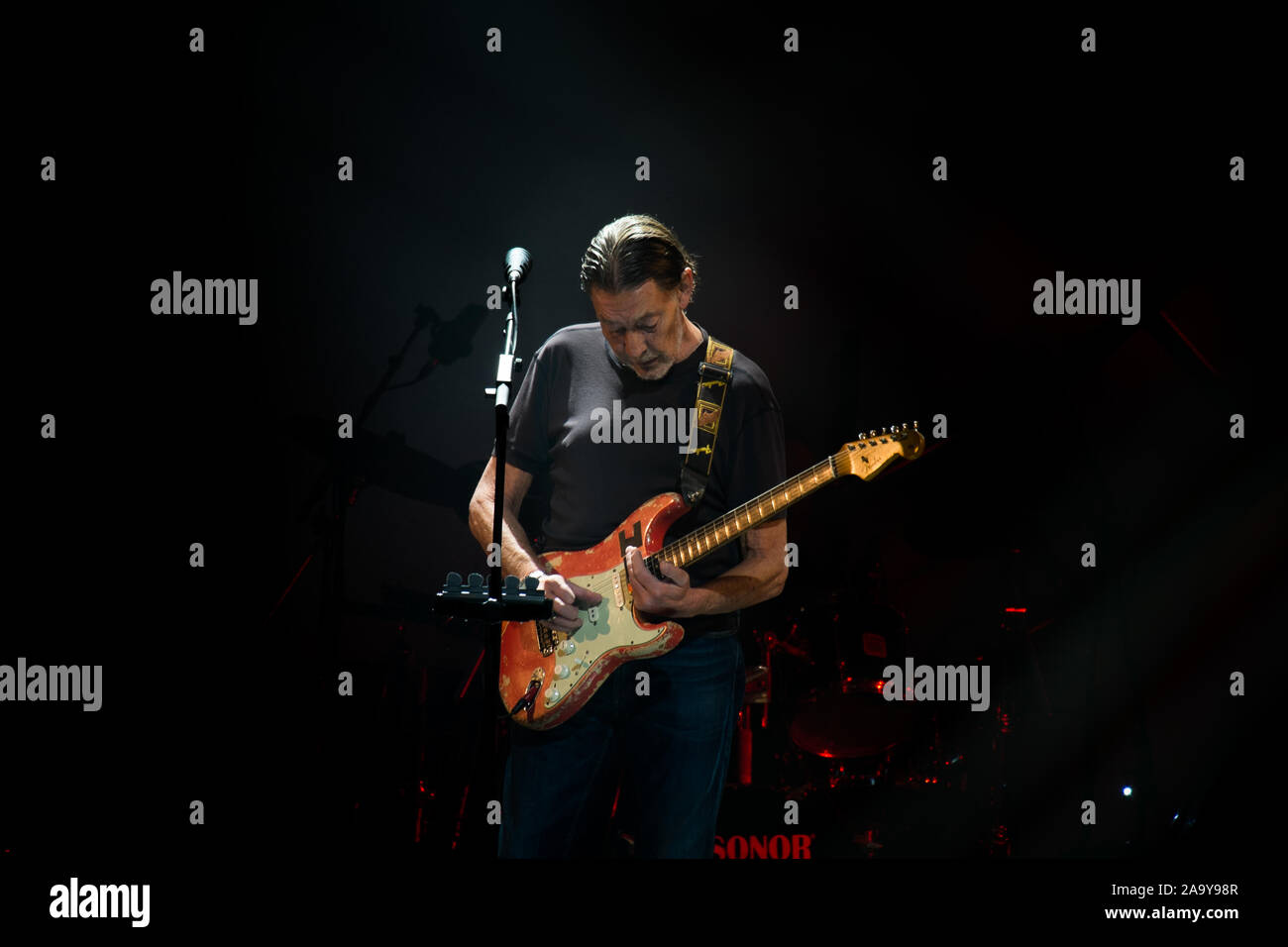 Chris Rea im Konzert Stockfoto