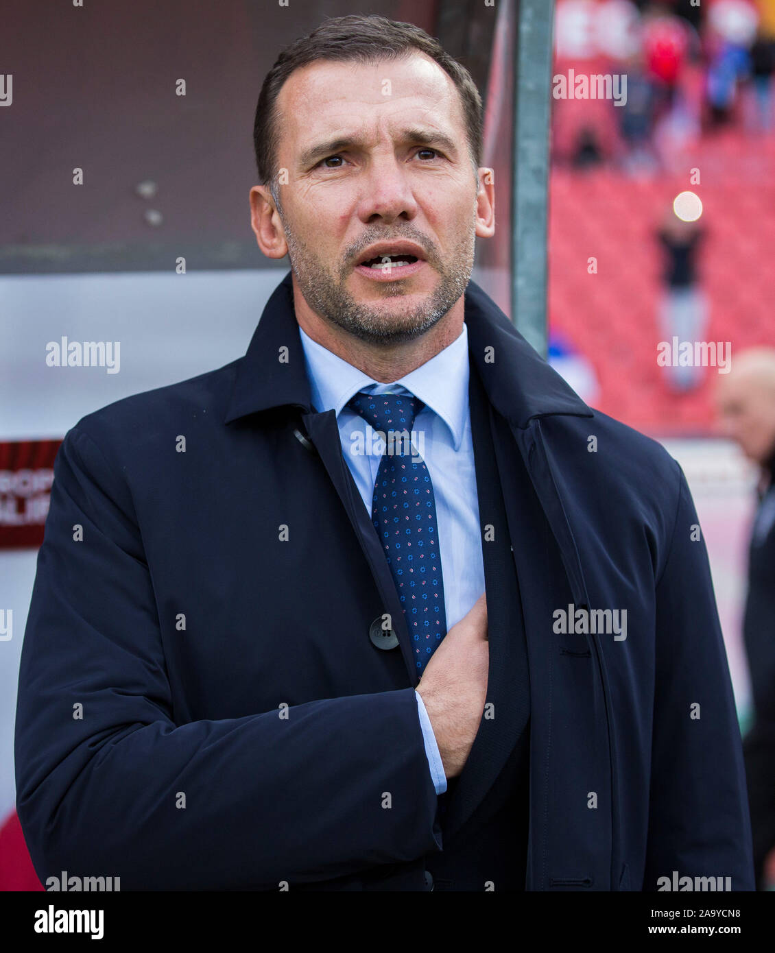 Belgrad, Serbien. 17. Nov, 2019. Head Coach Andriy Shevchenko der Ukraine. Credit: Nikola Krstic/Alamy leben Nachrichten Stockfoto