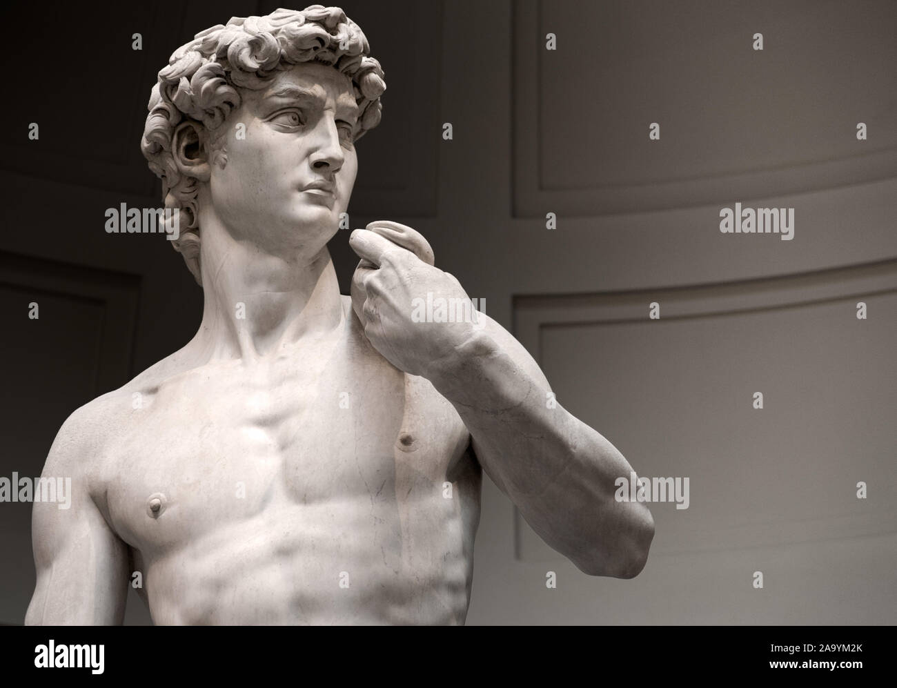 Florenz, Italien - 2019, 10. November: Die original David Marmorstatue, Michelangelos Meisterwerk, an der Accademia Galerie. (Alpha Channel). Stockfoto