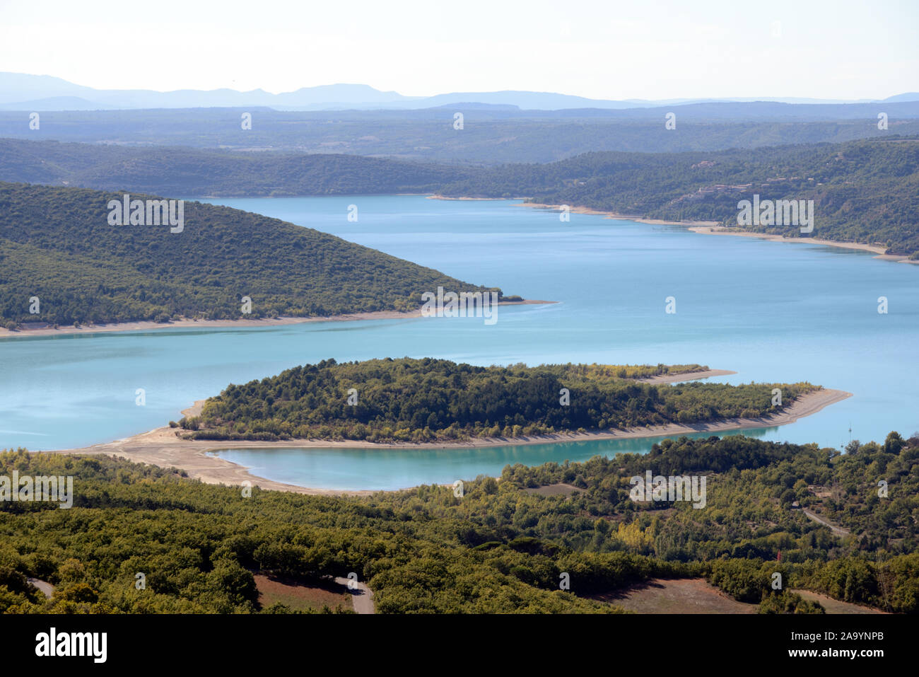 Luftaufnahme, hohen Winkel anzeigen oder Panoramablick über Lac de Sainte-Croix oder See von Sainte-Croix Var Provence Frankreich Stockfoto