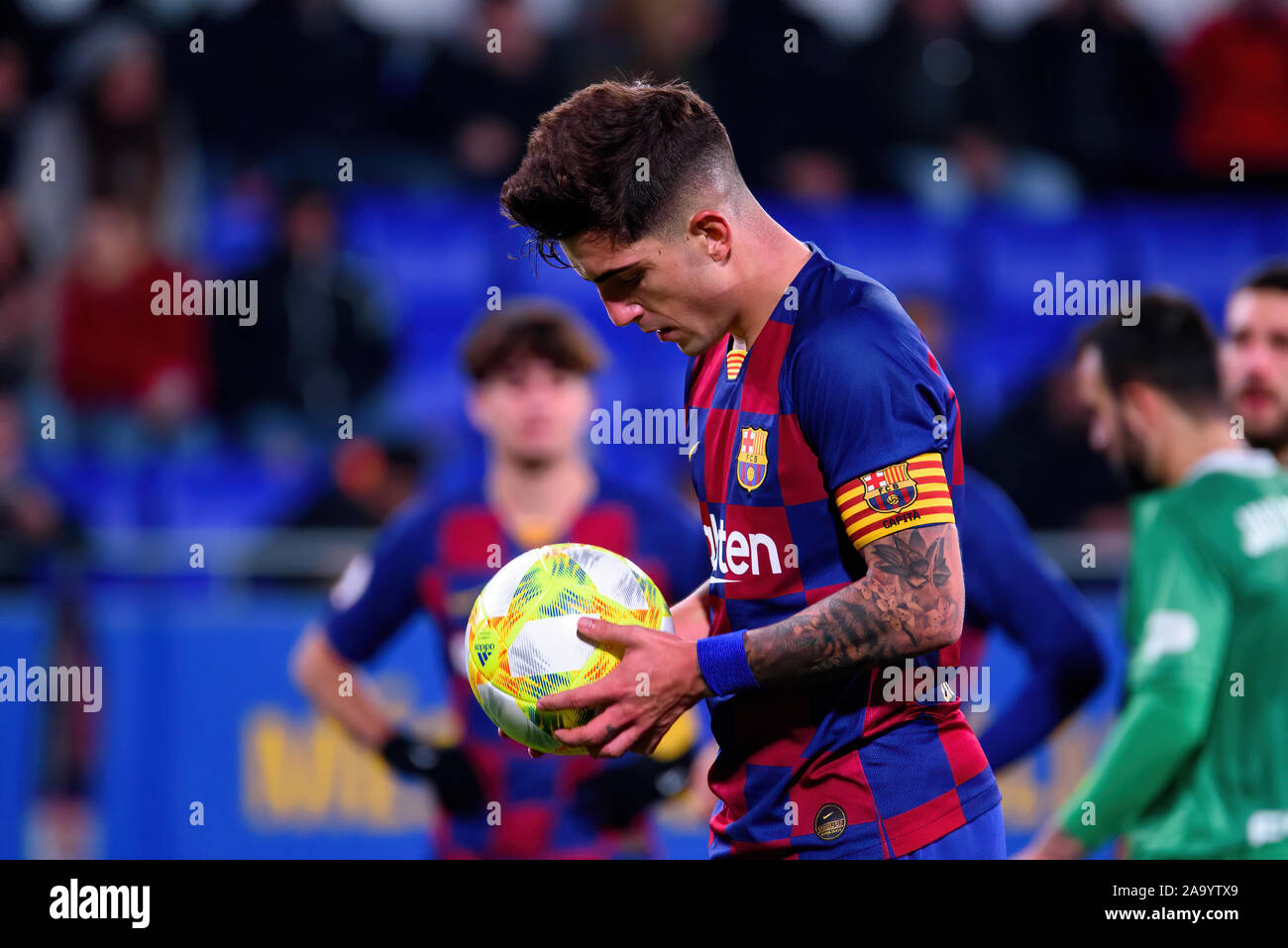 BARCELONA - 17. NOVEMBER: Monchu spielt in der zweiten Abteilung B Match zwischen dem FC Barcelona B und UE Cornella an der Johan Cruyff Stadion am 17. November 201 Stockfoto