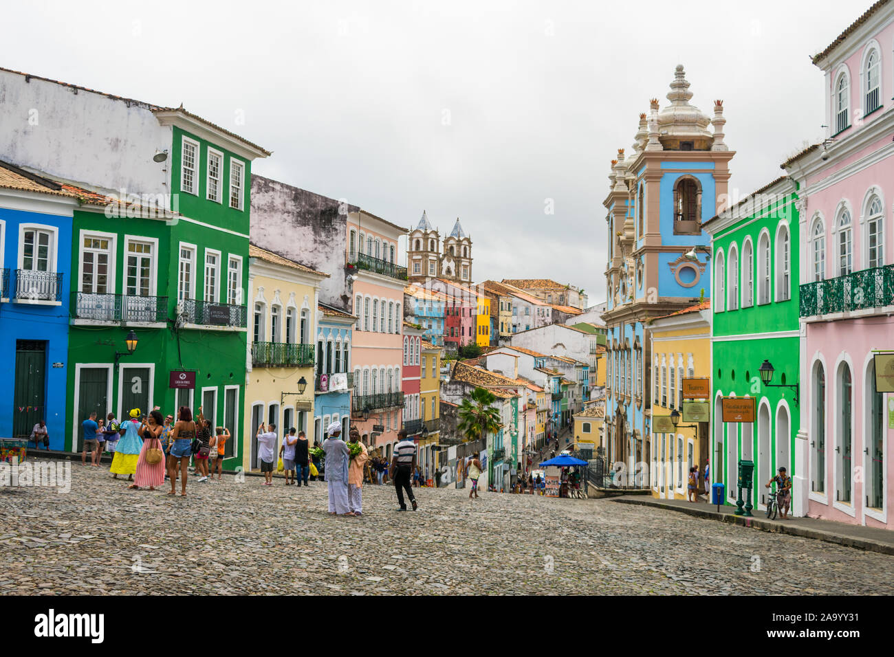 Salvador, Bahia, Brasilien - ca. September 2019: Ein Blick auf die berühmten Pelourinho Platz, beliebtes Ziel im historischen Zentrum von Salvador Stockfoto