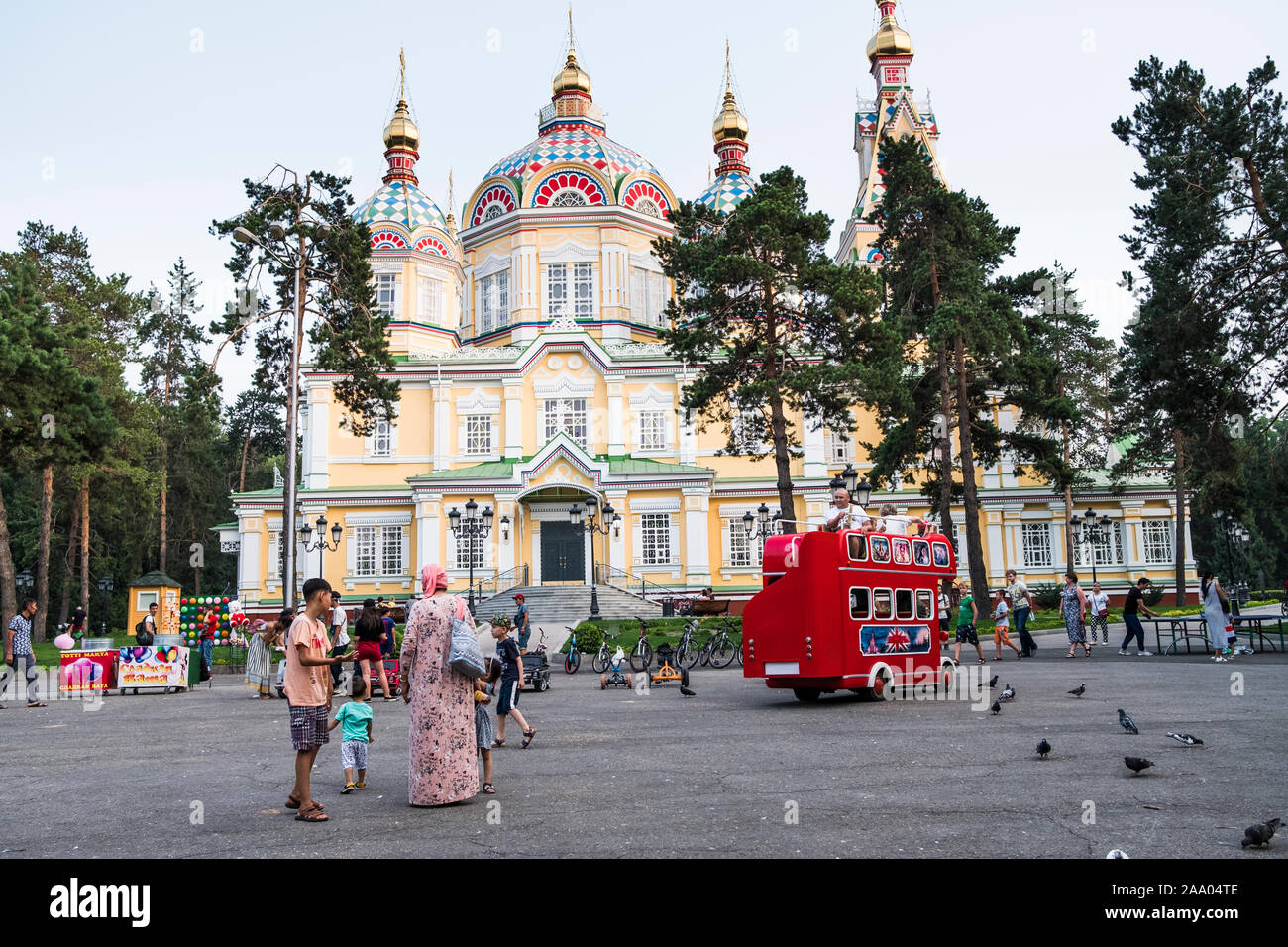 Russisch-orthodoxe Zenkov Kathedrale oder Christi-himmelfahrt-Kathedrale in Almaty Stockfoto