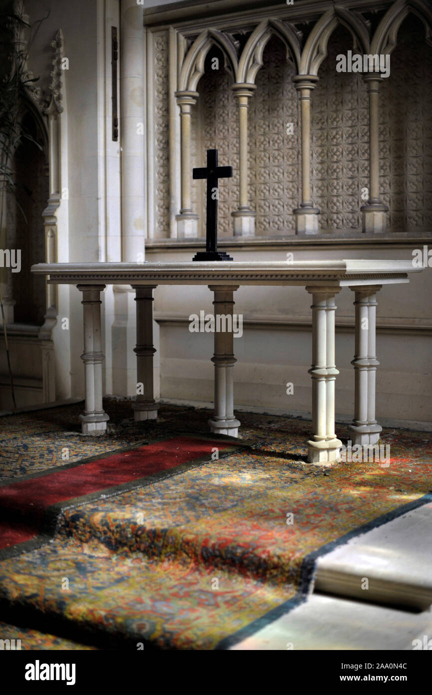 Altar einfach -Fotos und -Bildmaterial in hoher Auflösung – Alamy