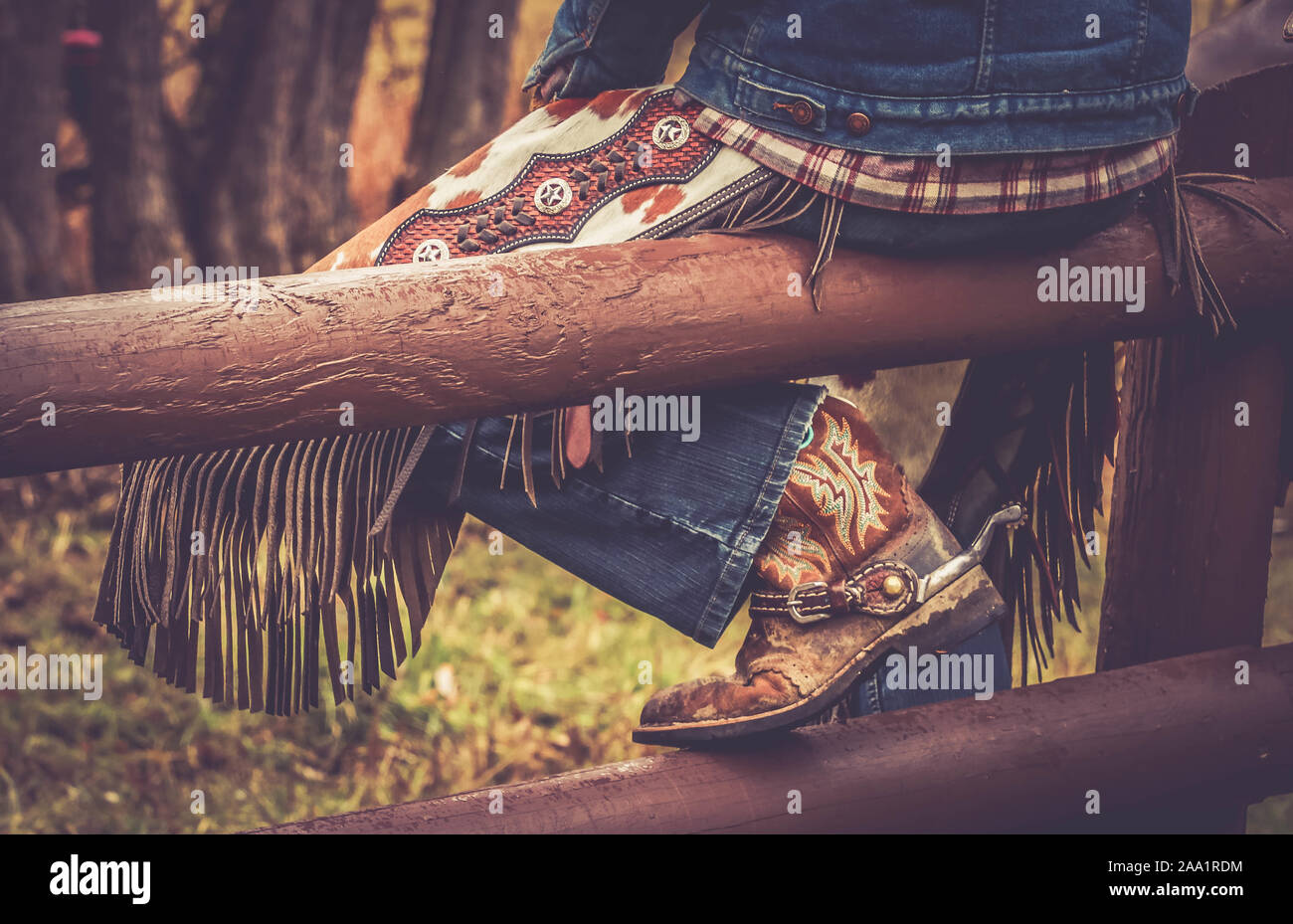 Cowboystiefel und Sporn auf Lady-Wildschwänzer in Montana Stockfoto