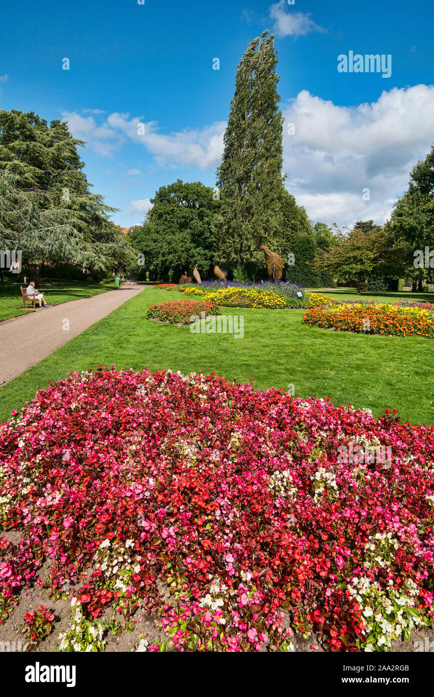 Chester City, schöne Grosvenor Park, Blumen, sonnig, England, Großbritannien Stockfoto