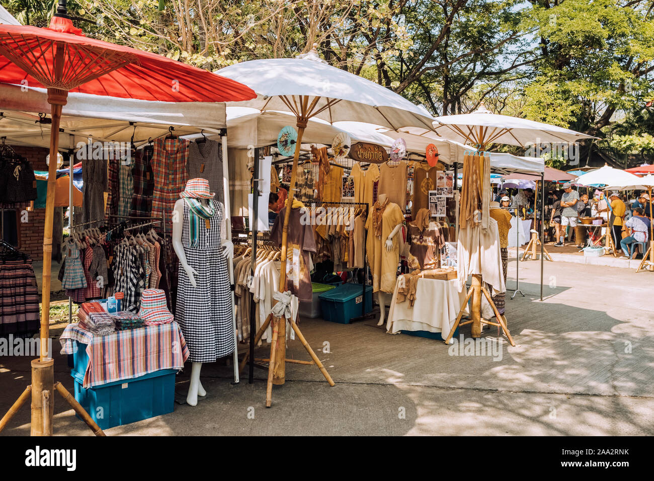 Schicken modernen Designer Kleidung Markt in Chiang Mai, Nordthailand Stockfoto