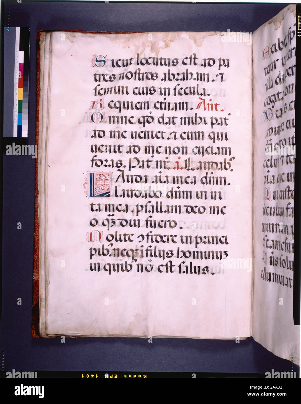 In de Ricci, Seymour, Volkszählung Handschriften des Mittelalters und der Renaissance in den Vereinigten Staaten und Kanada aufgeführt. New York. New York: H.W. Wilson, 1935; und Ergänzen, New York, N.Y.: Bibliographische Gesellschaft von Amerika, 1962. Ownership: R.L. Stuart Sammlung (Nr. 452), vermachte 1892. De Ricci, 1329. Diagramm von Dr. G.B. Guest. 1509 25. Juni 15 lange Linien oder 5 Zeilen für Musik und 5 Zeilen Text. In Bleistift und in Rot, gelegentliche Schlagwort sichtbar ausgeschlossen. Pergament 3-line Initialen in Rot/Blau/Grün auf Gold Felder mit menschlichen Figuren; durchdachte grüne Reben in Grenzen. Rubriken. 1- und 2-Linie rot Stockfoto