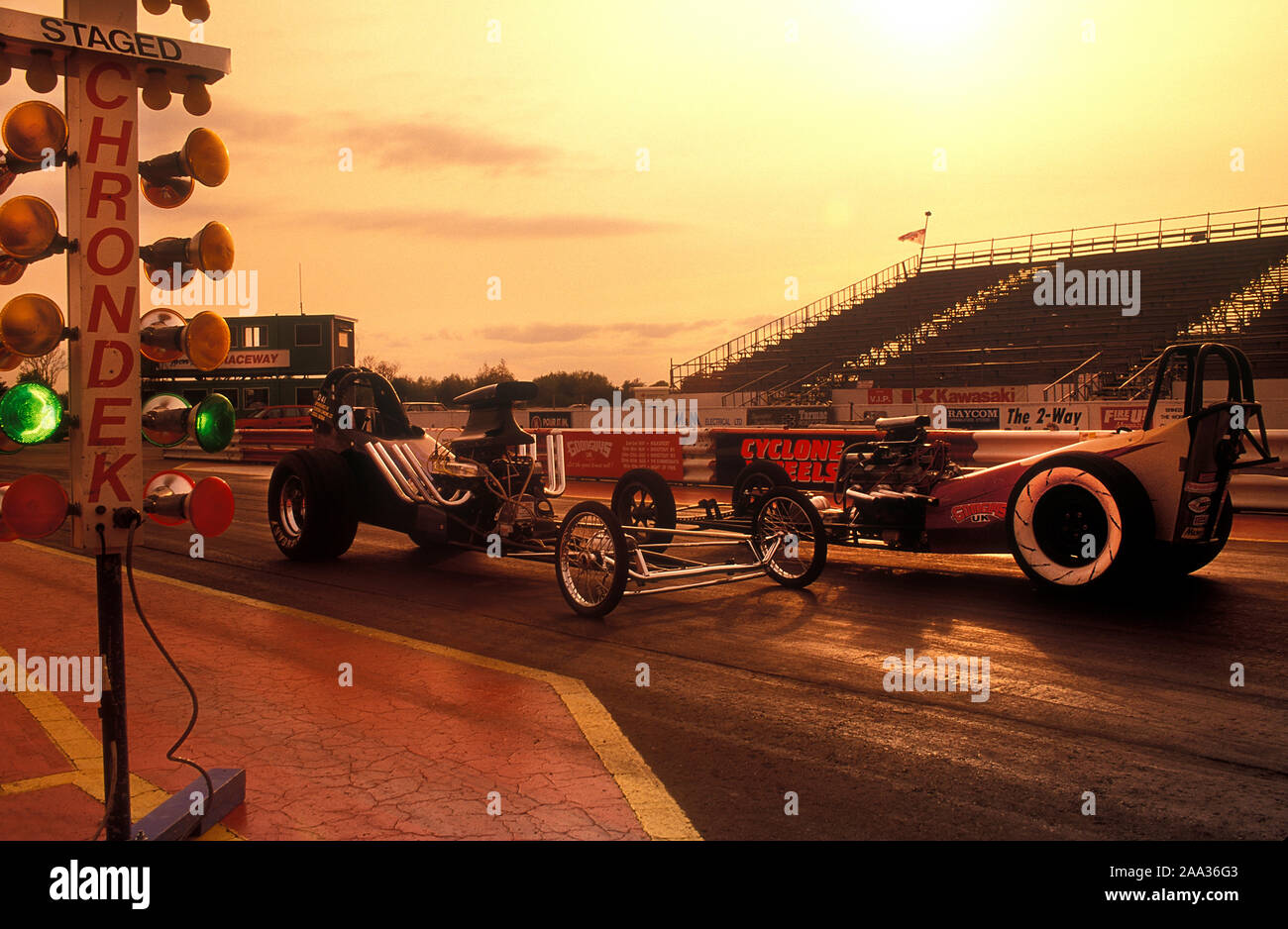 Vintage Dragster bei Avon Park Raceway Stratford-upon-Avon, Warwickshire, Großbritannien. 1993 Stockfoto