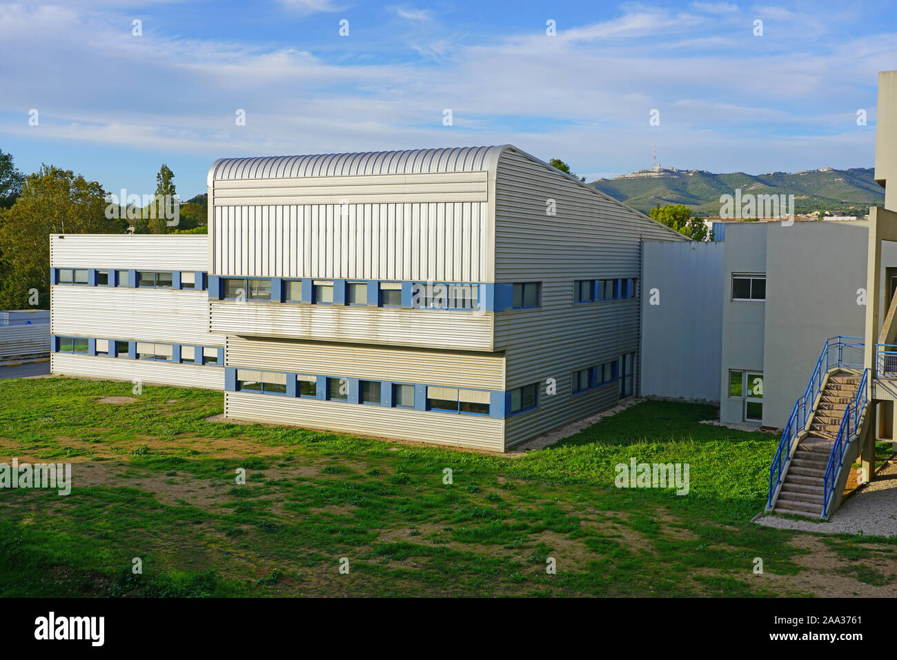 MARSEILLE, Frankreich-13 Nov 2019 - Blick auf dem Campus der Ecole Centrale de Marseille, einem führenden Graduate School of Engineering in Marseille, Stockfoto