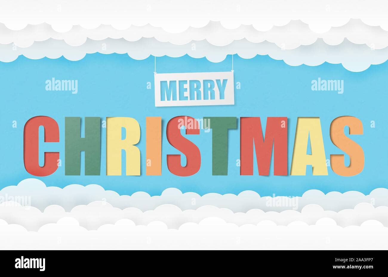 Frohe Weihnachten text Kalligraphie mit Wolken und Himmel in Papier schneiden Stil. Stock Vektor