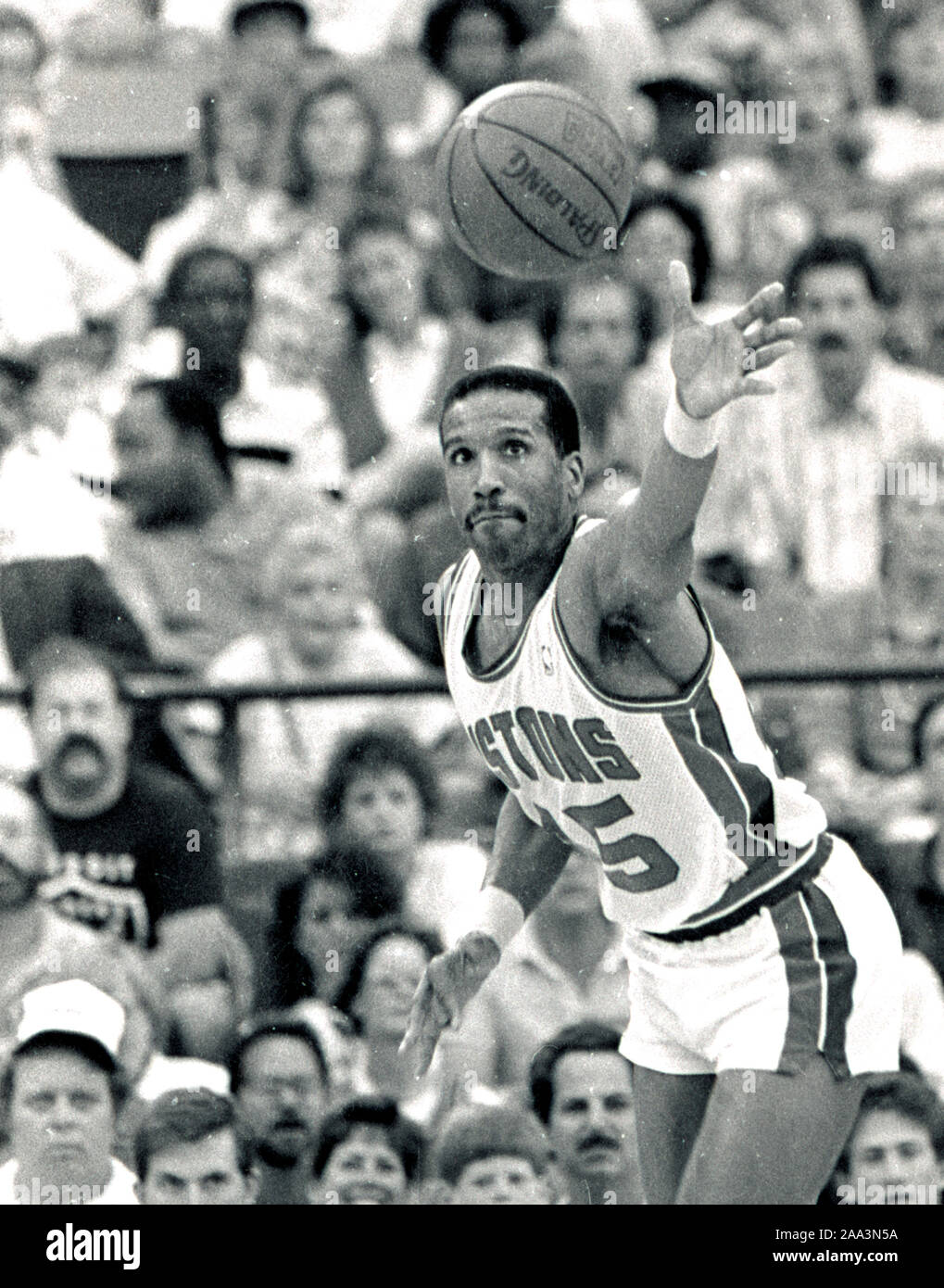 Detroit Pistons #15 Walker Russell spiel action im Jahr 1988 NBA Endspiele gegen die Boston Celtics in Detroit, Michigan USA Mai 1988 Foto von Bill belknap Stockfoto