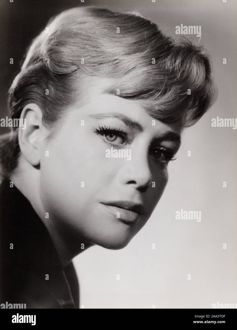 Hildegard Knef, deutsche Sängerin und Plant, Deutschland 1955. Deutsche