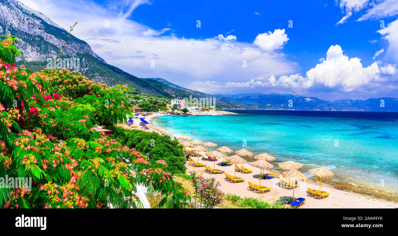 Unglaubliche Natur in Limnionas Strand, Insel Samos, Griechenland. Stockfoto