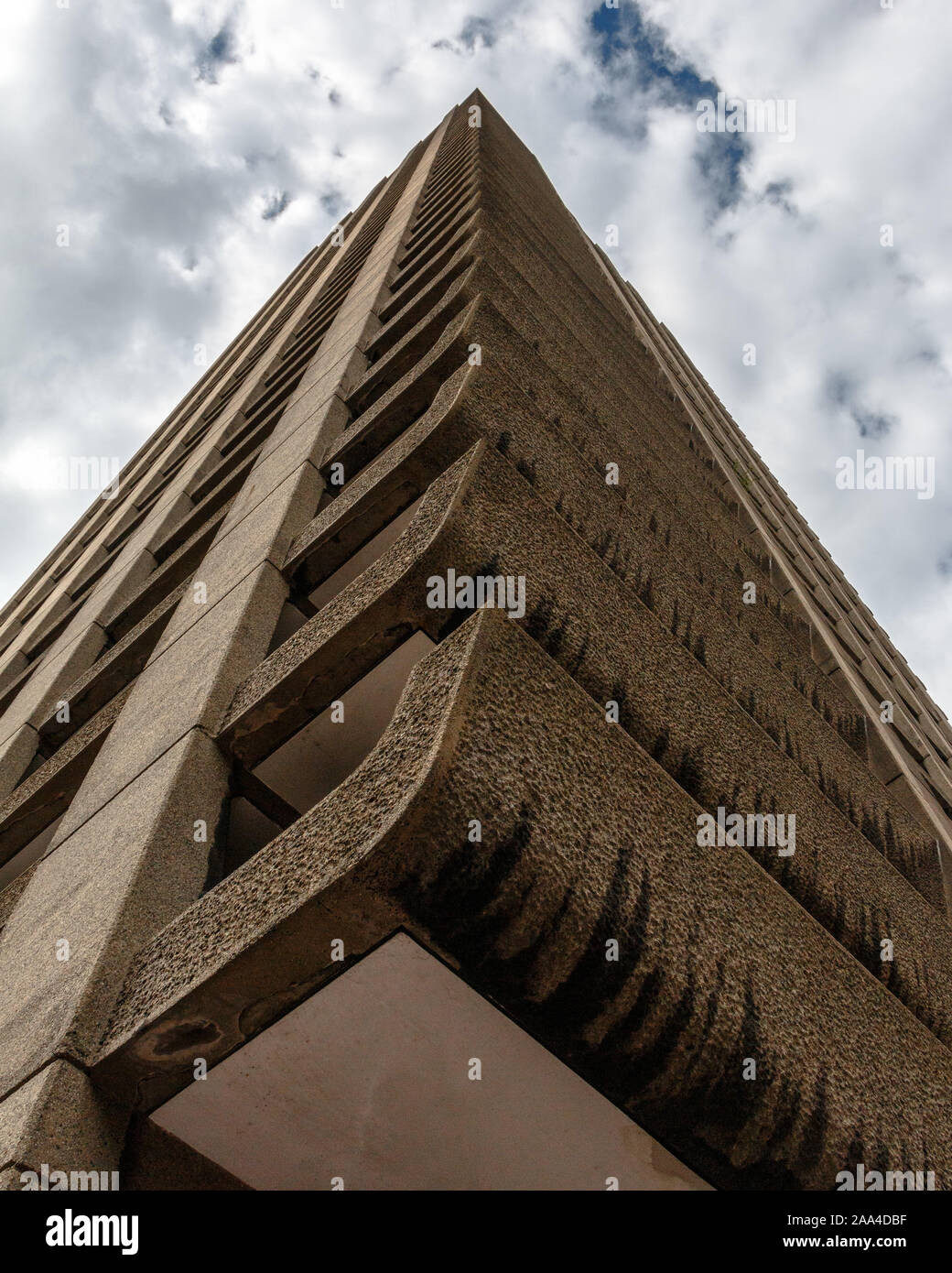 Ein Beispiel für brutalist Architecture in der Gegend von London Barbican Stockfoto