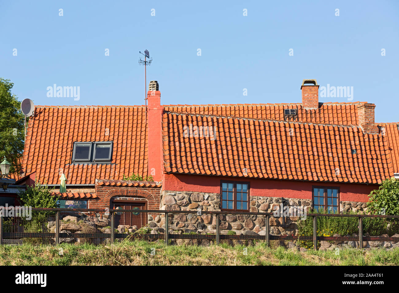 Rønne, Bornholm, Hafen, Kuestenstrasse, Wohnhaeuser Stockfoto