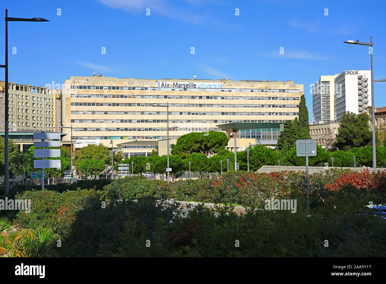 MARSEILLE, Frankreich-13 Nov 2019 - Blick auf den Campus Saint-Charles der Aix-Marseille Universite Universität in der Nähe der Bahnhof in Marseille, Franc Stockfoto