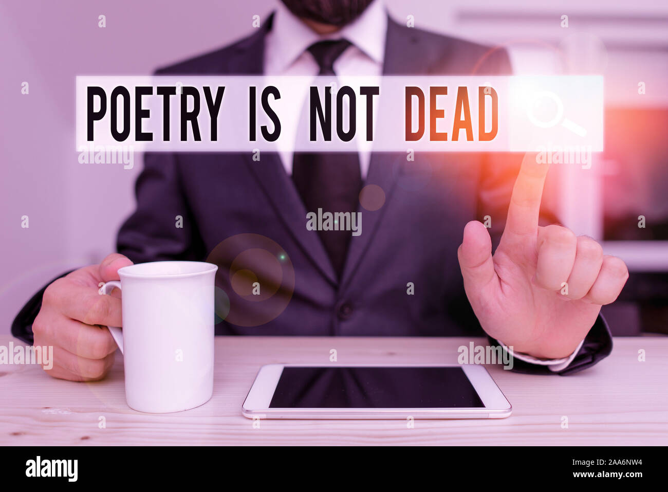 Text Zeichen angezeigt Poesie ist nicht tot. Business Foto präsentiert ästhetische und rhythmisches Schreiben noch lebendig ist und moderne männliche Menschen tragen formalen kleiden Stockfoto Text Zeichen angezeigt Poesie ist nicht tot. Business Foto präsentiert ästhetische und rhythmisches Schreiben noch lebendig ist und moderne männliche Menschen tragen formalen kleiden Stockfoto
