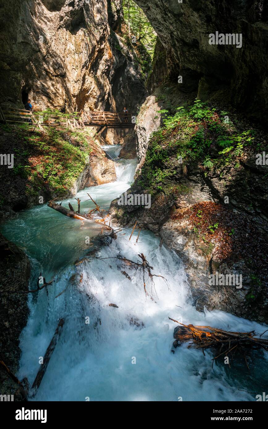 Enge Schlucht, Schlucht mit Fluss, Wolfsklamm, Stans, Tirol, Österreich Stockfoto