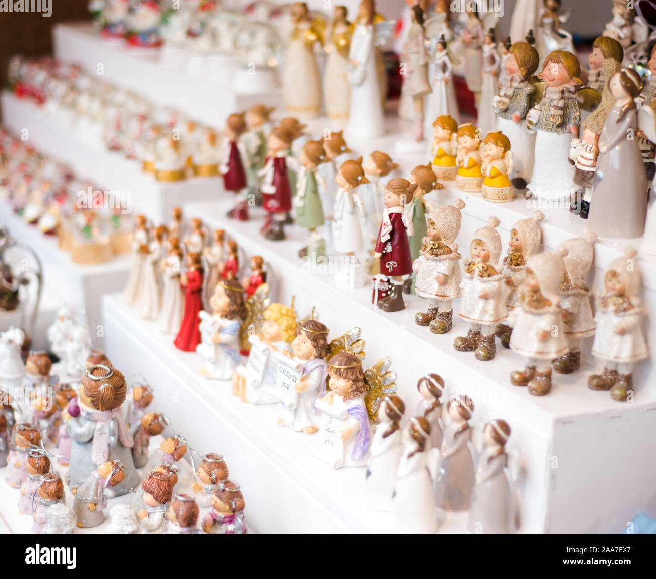 Weihnachtsschmuck Weihnachtsmarkt in Budapest Budapest, Dekorationen, handgemachte, weihnachtliche Stimmung Stockfoto