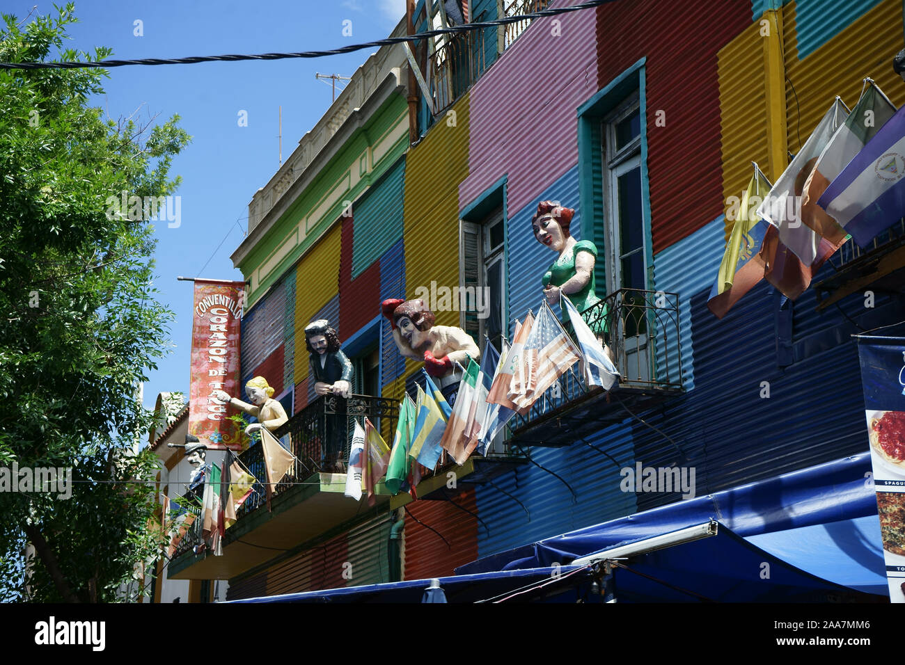 La Boca, Zahlen auf dem Balkon, Buenos Aires, Argentinien Stockfoto