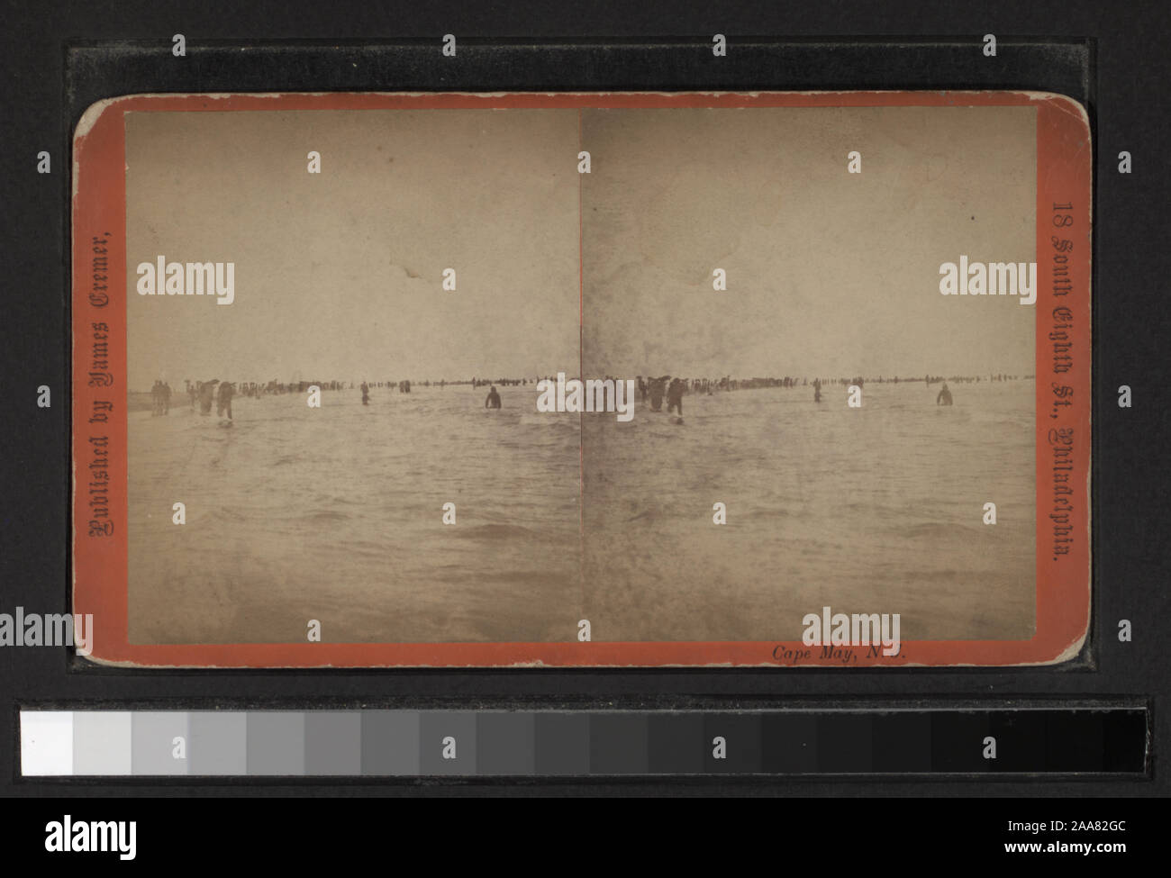 Blick von W. Lange, Gilbert & Speck, R. Newell & Sohn und andere Fotografen und Verlage. Robert Dennis Sammlung von stereoskopische Ansichten. Blick auf Cape May, vor allem Surfen und Badegäste, und wie Straßen, Hotels, Wohnungen, einem Esszimmer, Gruppe Porträts.; Cape May, New Jersey. Stockfoto