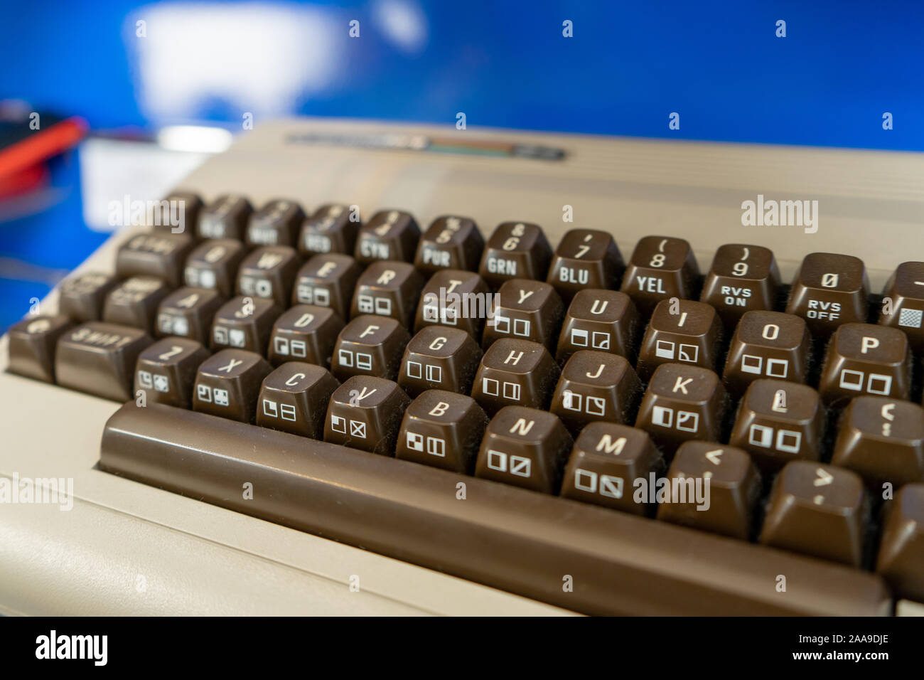 Eine Nahaufnahme von der Tastatur auf einem Commodore 64 Computer aus den 80er Jahren Stockfoto