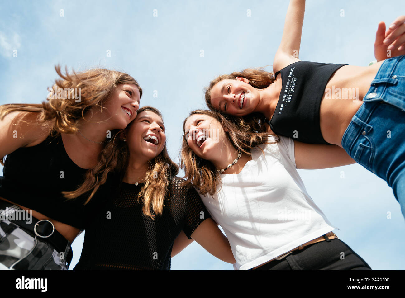 Gruppe von Jugendlichen weiblichen Freunden Spaß haben Stockfoto