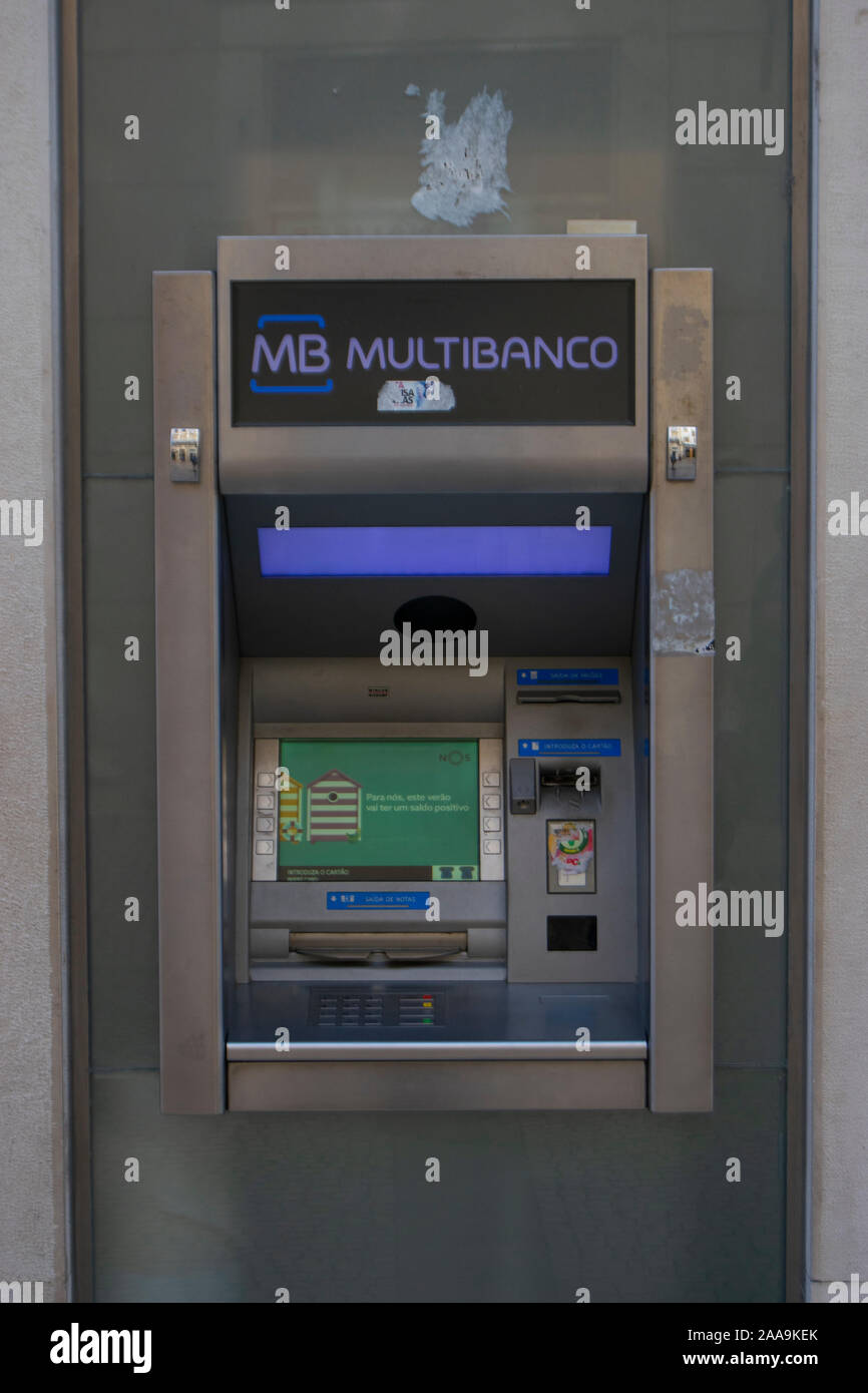 Multibanco ATM in Coimbra Portugal Stockfoto