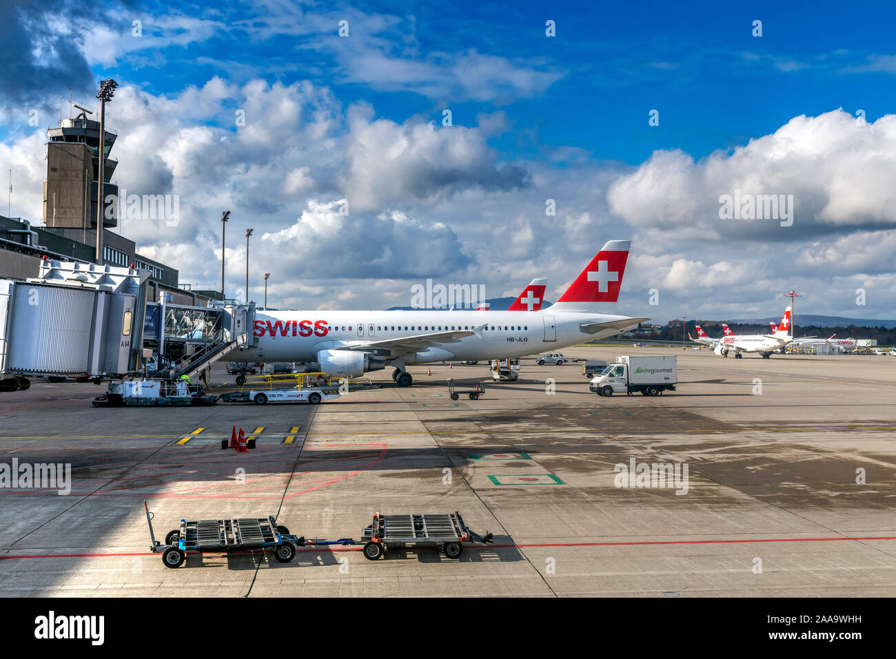 Swiss Airbus A320, Zürich Flughafen Kloten, Schweiz Stockfoto