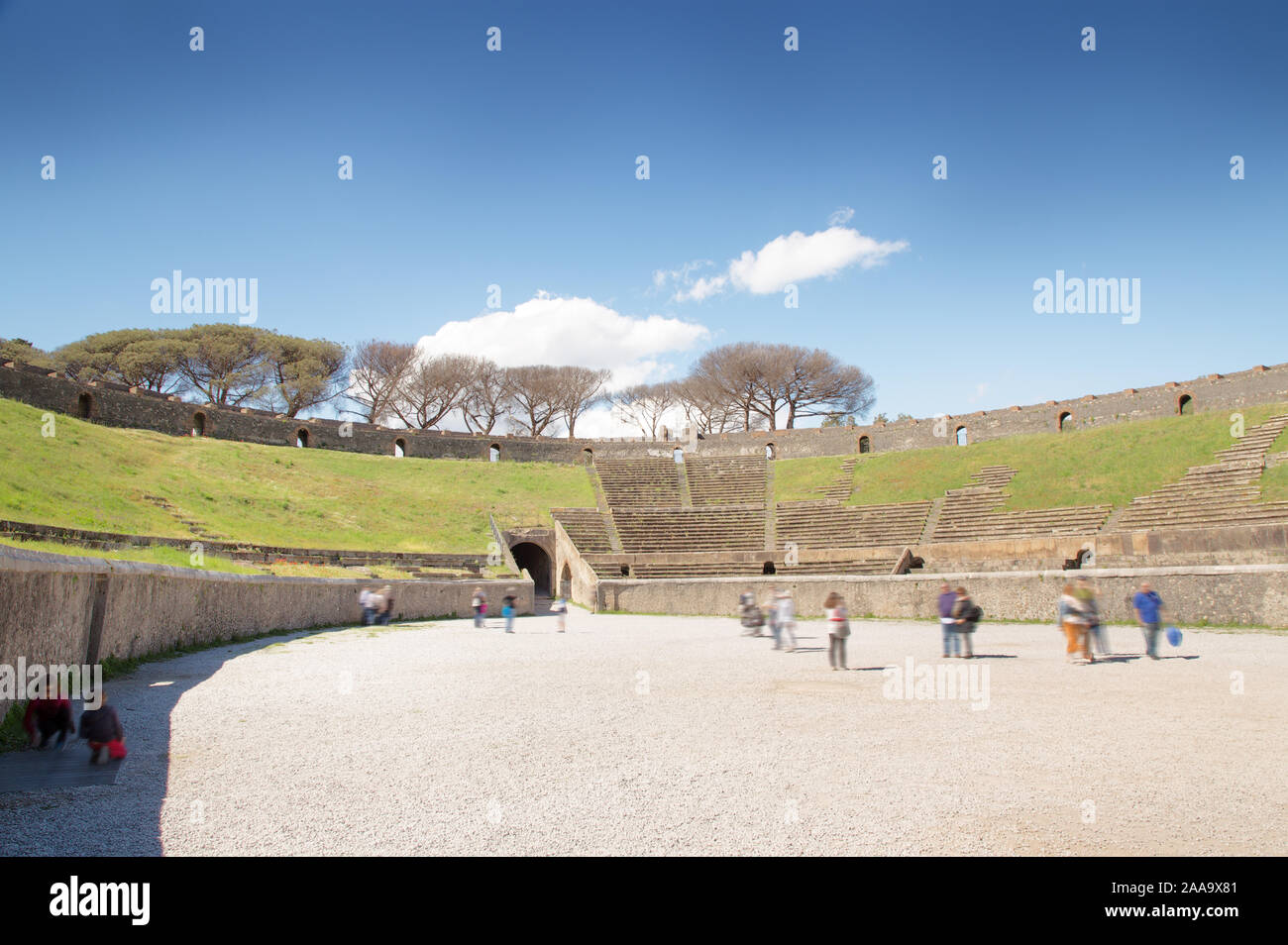 Innenansicht des Kolosseums im Amphitheater von Pompeji Stockfoto