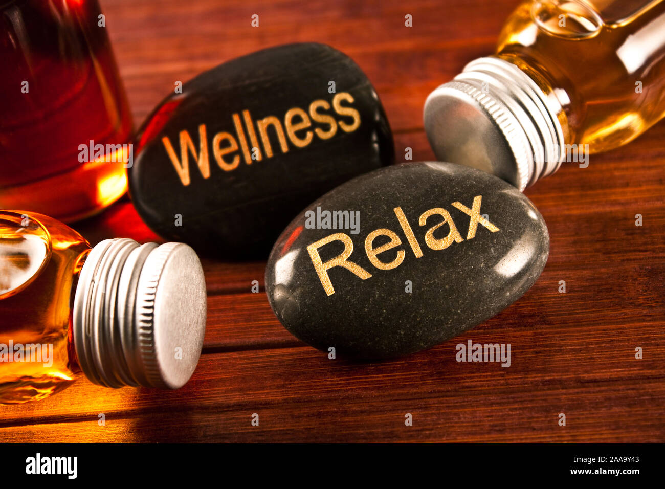 Wellness und Relax Heilsteine und Öl Stockfoto