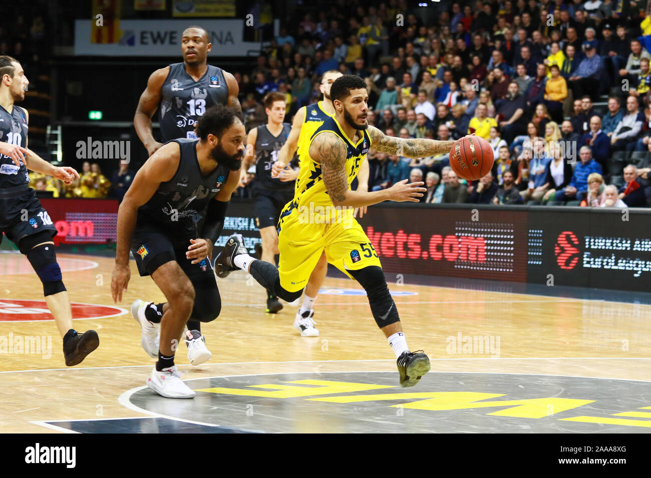 Ewe baskets Fotos und Bildmaterial in hoher Auflösung Alamy