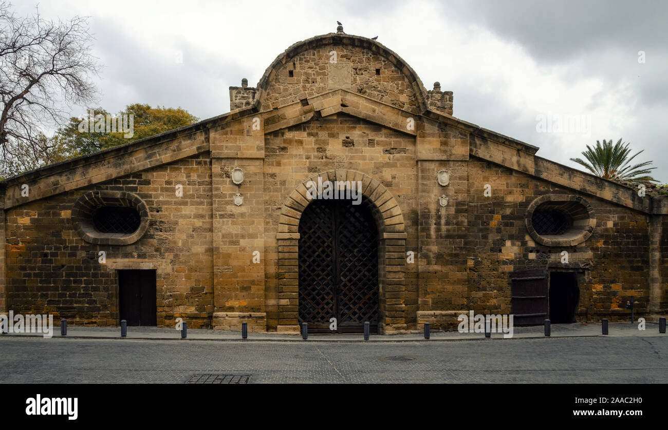 Berühmte historische Gebäude, Wahrzeichen von Famagusta Tor in der Stadt Nikosia auf Zypern. Das Tor wird verwendet, um das wichtigste Tor der Stadt Witz zu sein Stockfoto