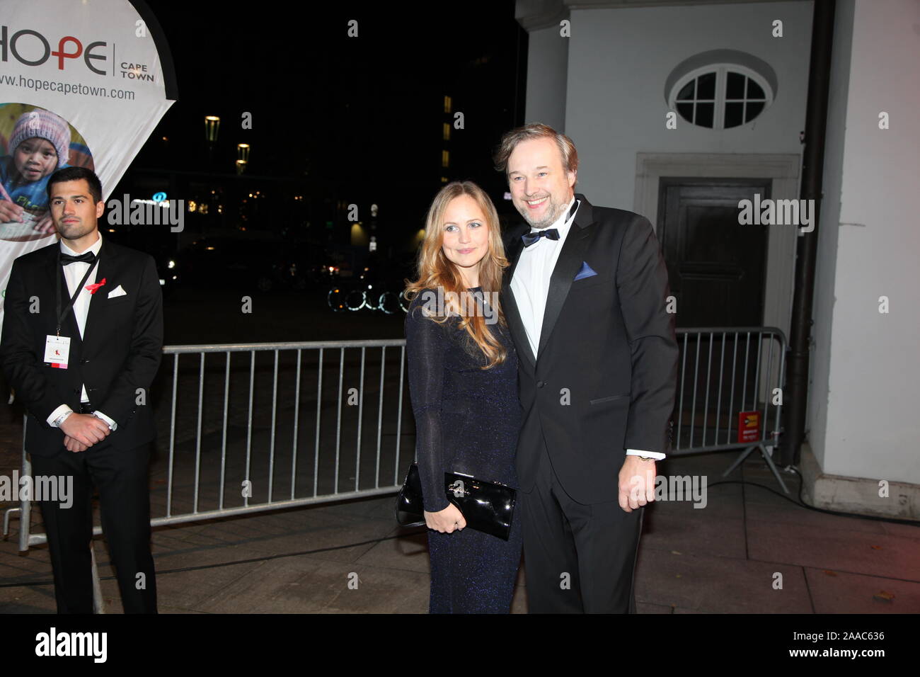 Stephan Grossmann mit Ehefrau Lidija Großmann bei der 14. Hoffe Gala 2019 im Schauspielhaus. Dresden, 16.11.2019 Stockfoto