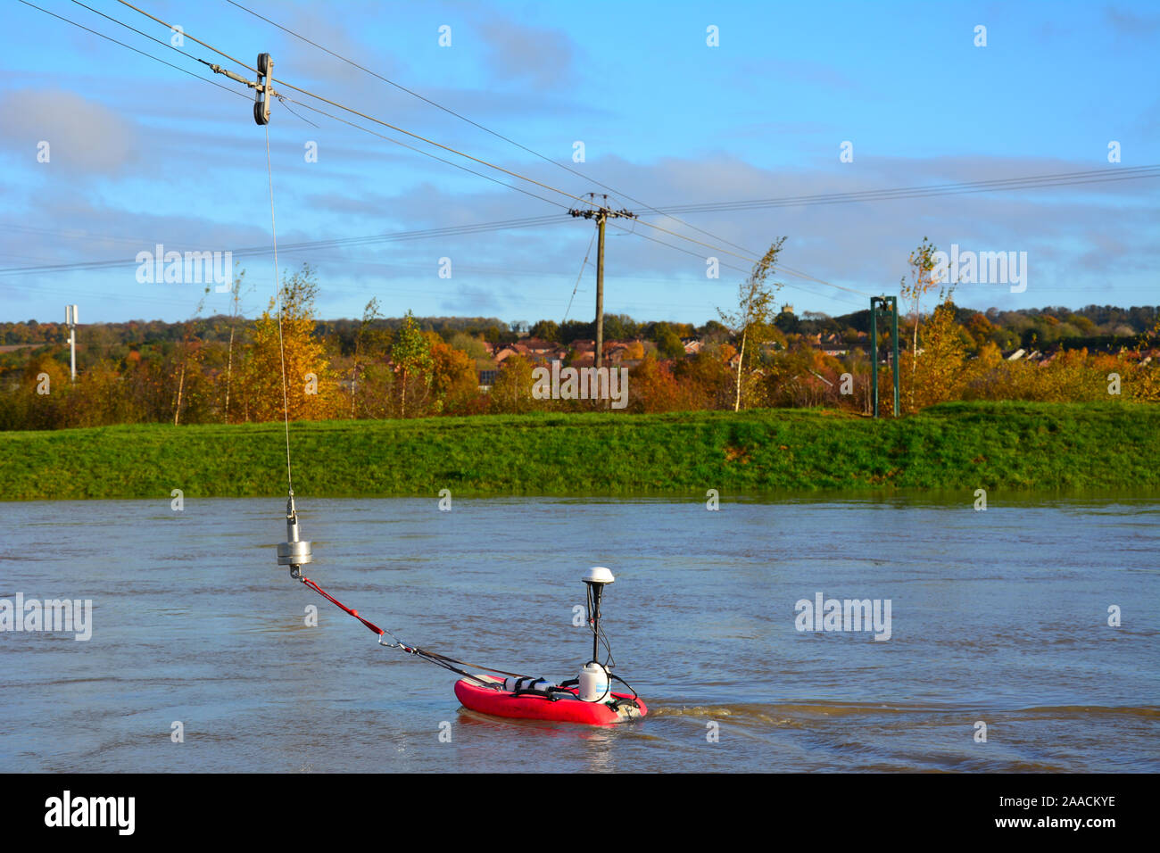 Umweltagentur monitor Hochwasser auf dem Fluss Dearne, South Yorkshire Stockfoto